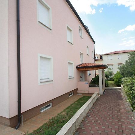 Apartment Mendikovic Poreč Exteriör bild